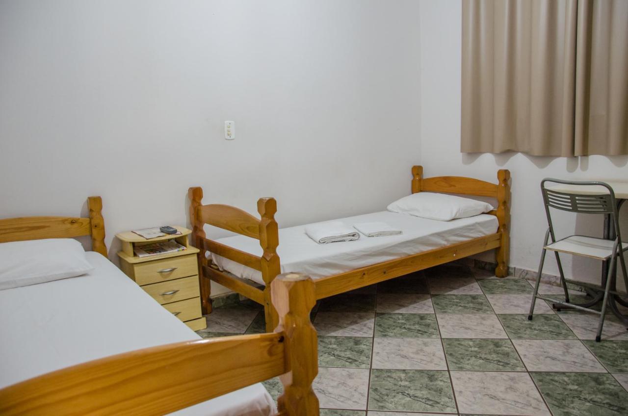Hotel Pousada Do Leao Lencois Paulista Bagian luar foto