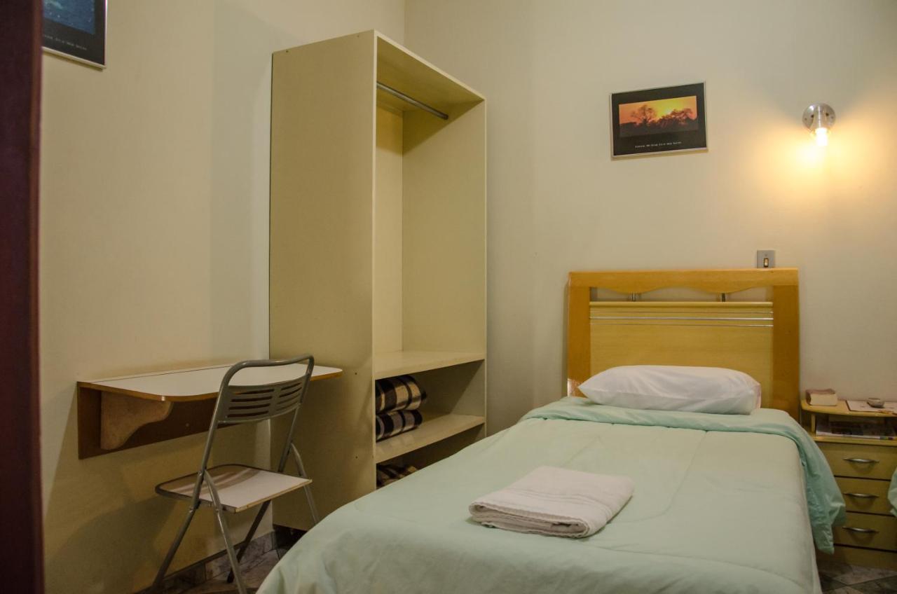 Hotel Pousada Do Leao Lencois Paulista Bagian luar foto
